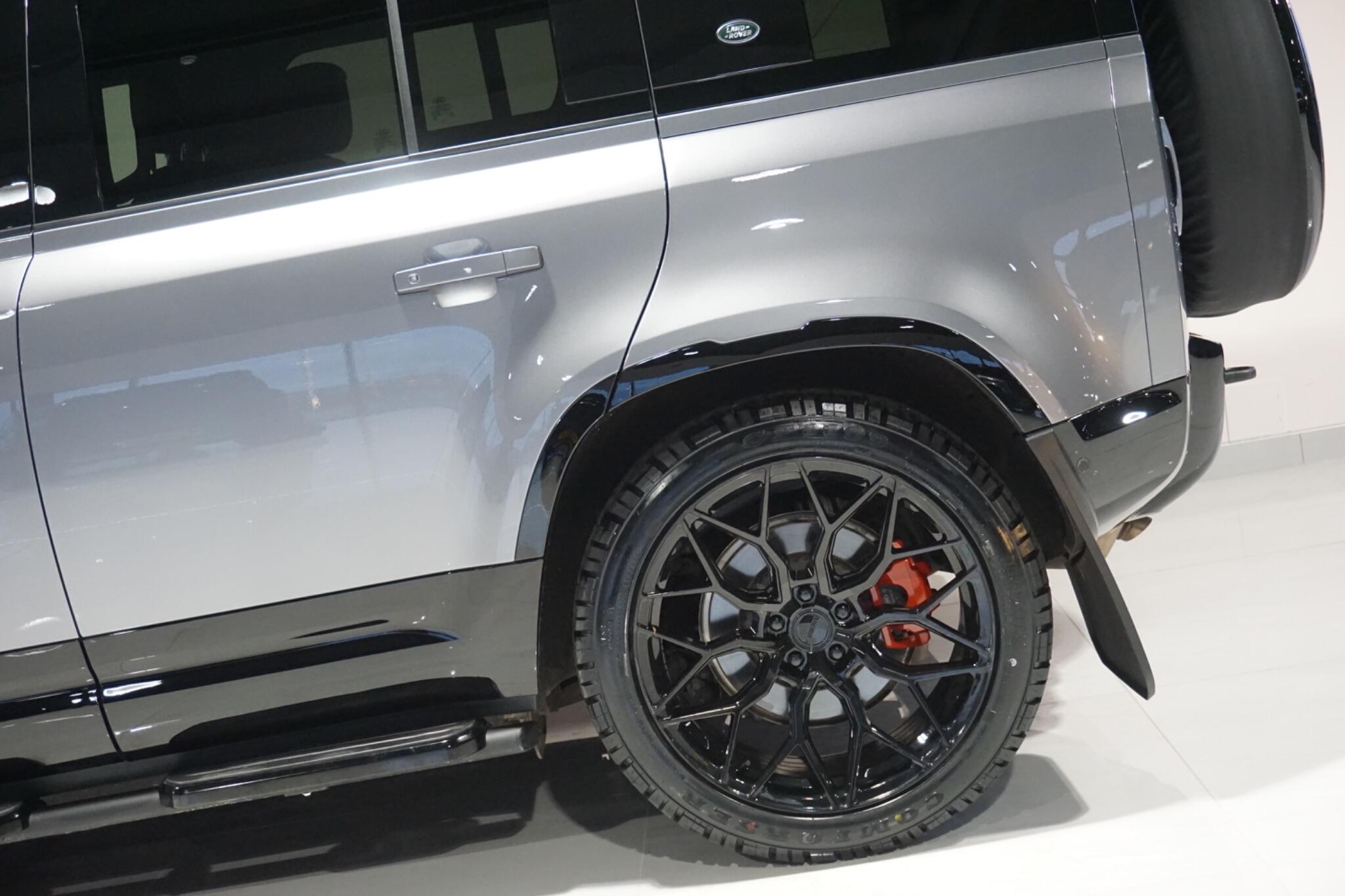 Land Rover Defender 110 3.0 D300 MHEV X SUV 5dr Diesel Auto 4WD Euro 6 (s/s) (300 ps)